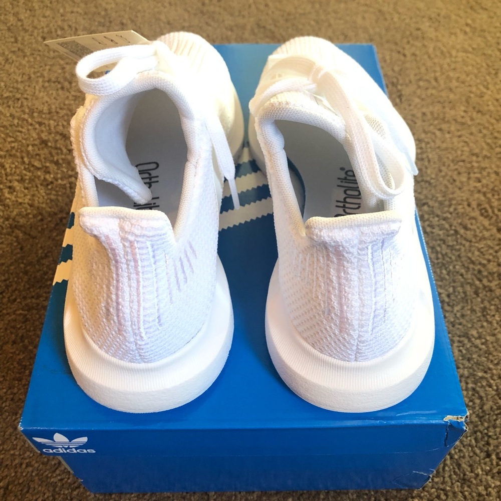 Adidas Swift Run white sneakers running shoe - Picture 5 of 8